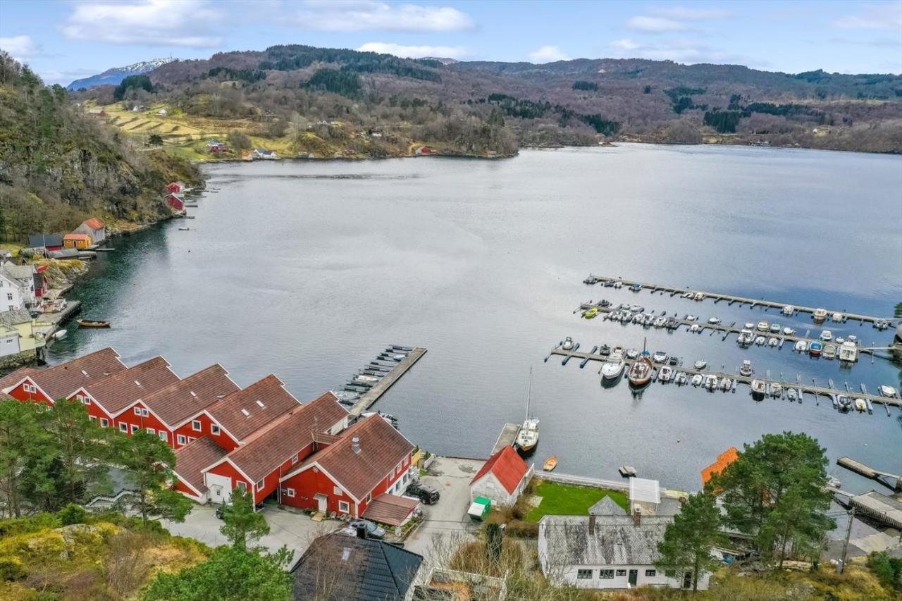 Tysnes Sjo Og Fritid Aparthotel Uggdal Exterior photo